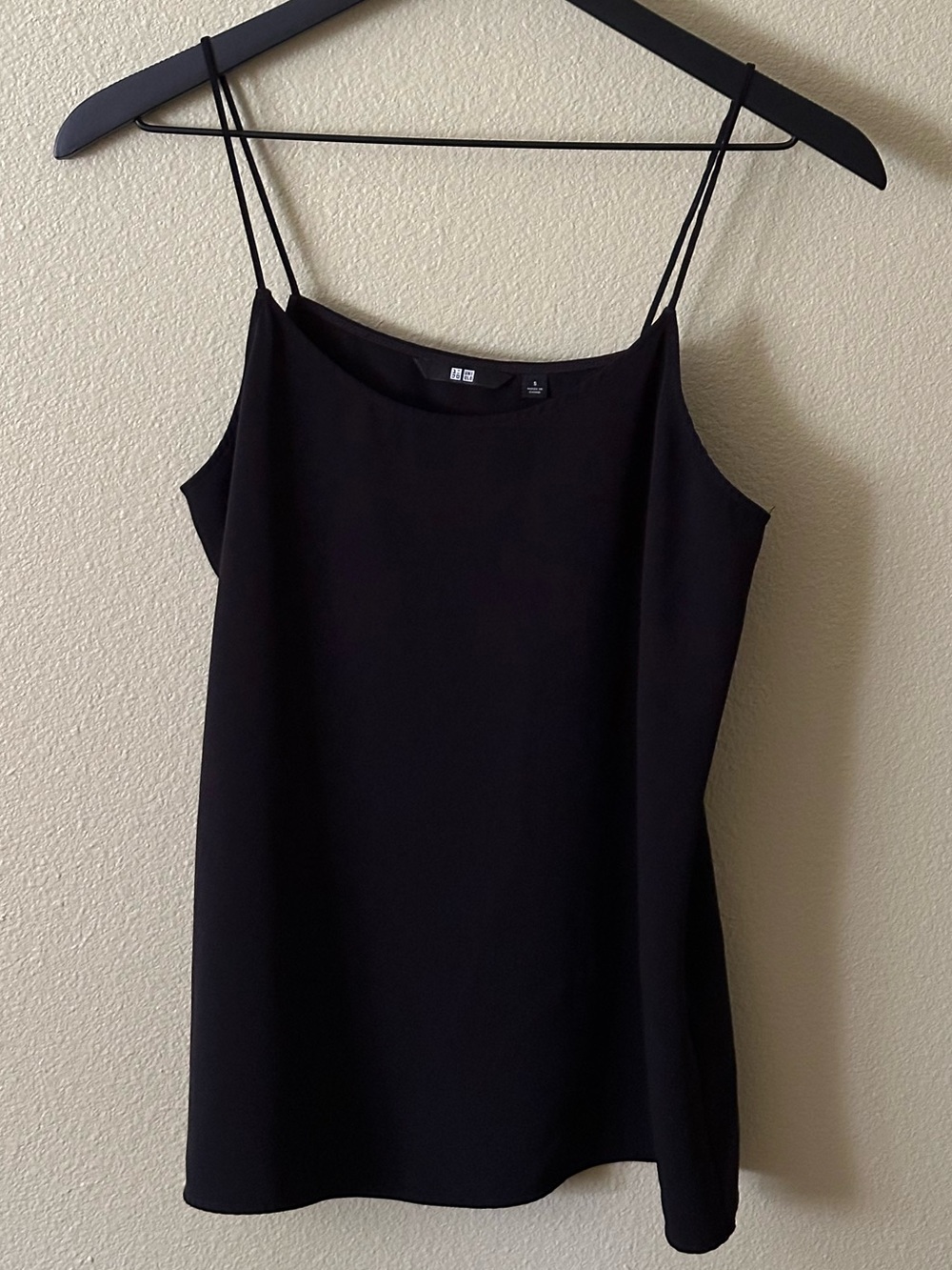 Uniqlo Black Spaghetti Strap Camisole Satin-Feel Tank Top